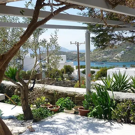 Apartment Avli &